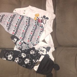 Mikey mouse set and onesies